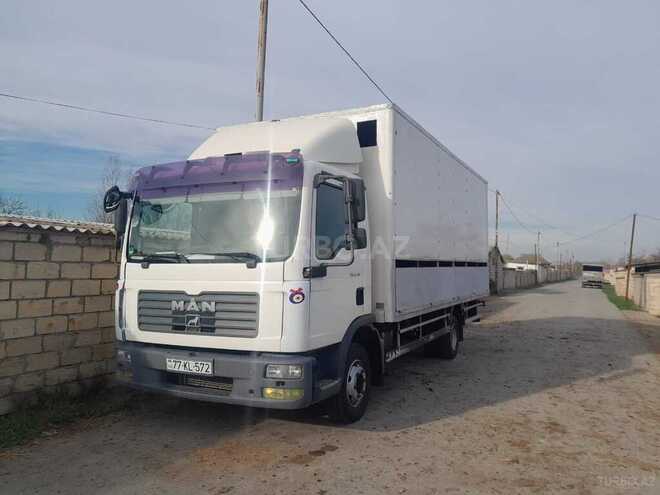 MAN  2008, 235,987 km - 4.6 l - Salyan