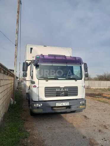 MAN  2008, 235,987 km - 4.6 l - Salyan
