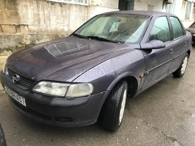Opel Vectra 1997, 300,000 km - 1.8 l - Xaçmaz
