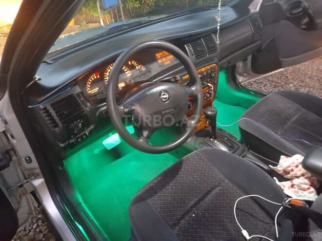 Opel Vectra 1996, 270,000 km - 2.0 l - Lənkəran