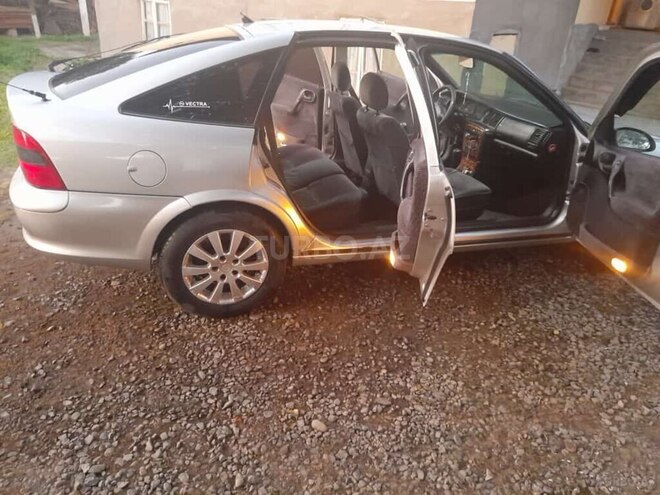 Opel Vectra 1996, 270,000 km - 2.0 l - Lənkəran