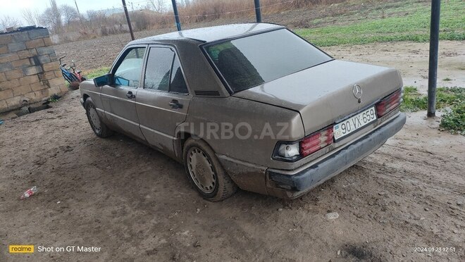 Mercedes 190 1989, 380,359 km - 2.0 l - Sabirabad