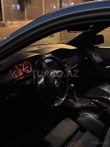BMW 525 2006, 258,000 km - 2.5 л - Bakı