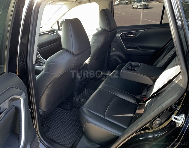 Toyota RAV4 2019, 102,000 km - 2.0 l - Bakı