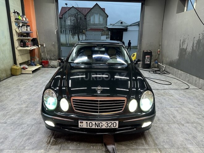 Mercedes E 320 2002, 287,000 km - 3.2 л - Quba