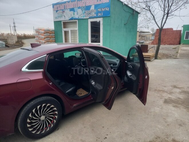 Chevrolet Malibu 2016, 180,000 km - 1.5 l - Beyləqan