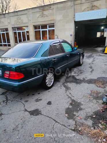 Mercedes E 230 1997, 230,000 km - 2.3 l - Ağstafa