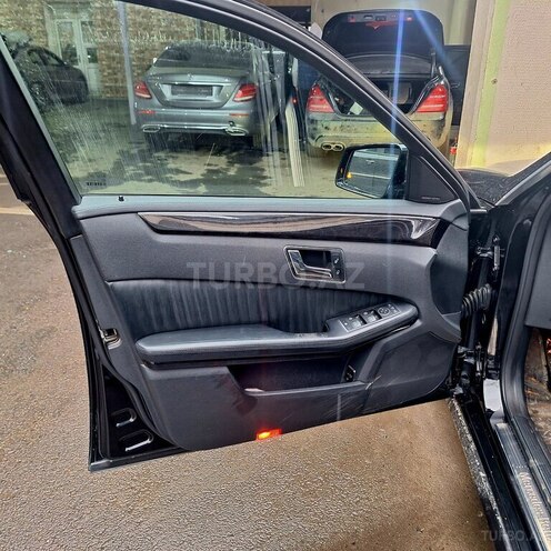 Mercedes E 350 2010, 259,645 km - 3.5 l - Bakı