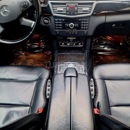 Mercedes E 350 2010, 259,645 km - 3.5 l - Bakı