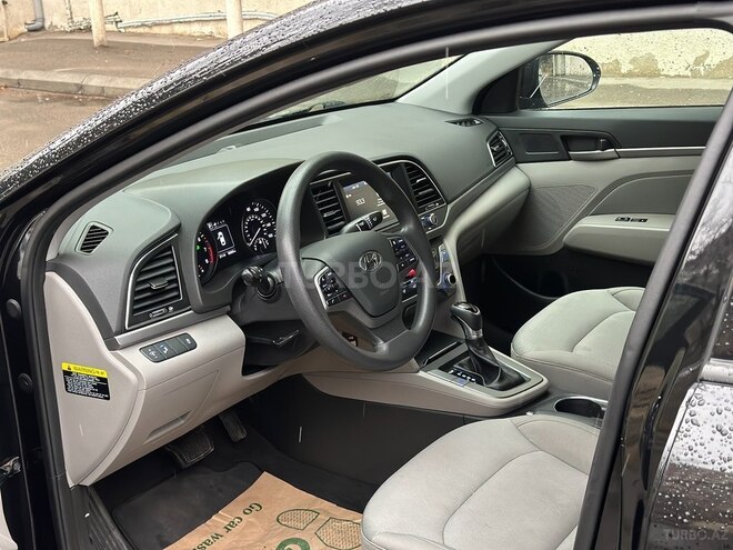 Hyundai Elantra 2017, 96,000 km - 2.0 l - Bakı