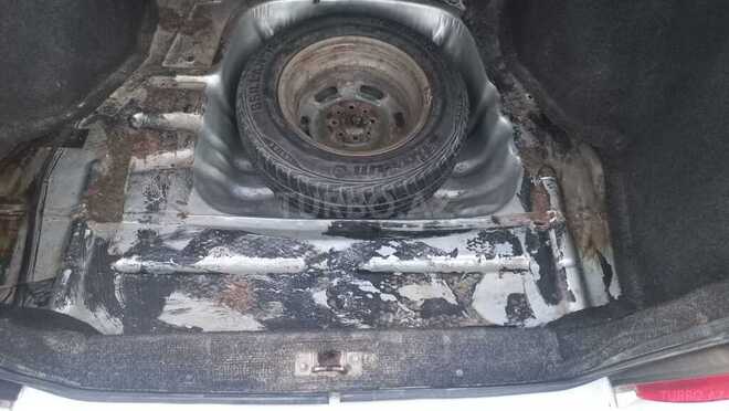 LADA (VAZ) 2115 2007, 150,000 km - 1.5 l - Yevlax