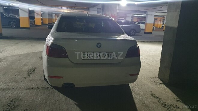 BMW 525 2005, 300,000 km - 2.5 l - Bakı
