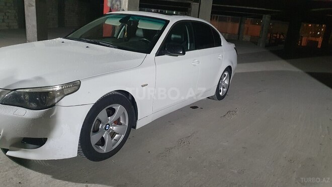 BMW 525 2005, 300,000 km - 2.5 l - Bakı
