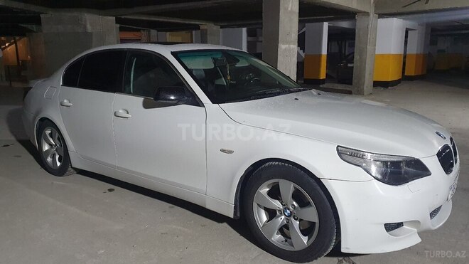 BMW 525 2005, 300,000 km - 2.5 l - Bakı