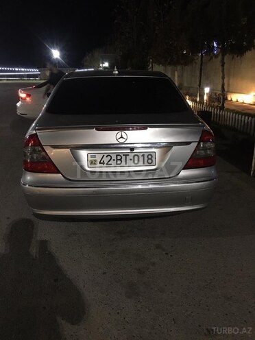 Mercedes E 220 2006, 297,520 km - 2.2 л - Bakı