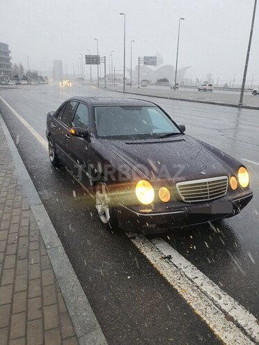 Mercedes E 270 1999, 360,000 km - 2.7 l - Bakı