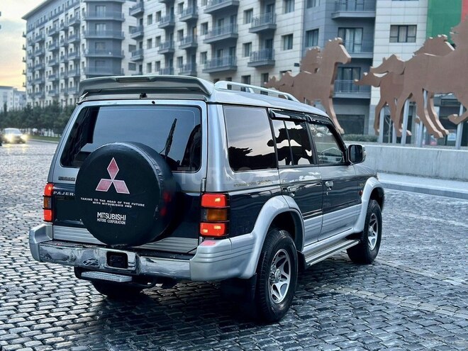 Mitsubishi Pajero 1995, 395,663 km - 2.8 l - Bakı