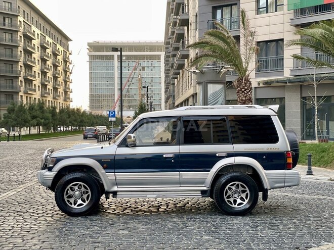 Mitsubishi Pajero 1995, 395,663 km - 2.8 l - Bakı