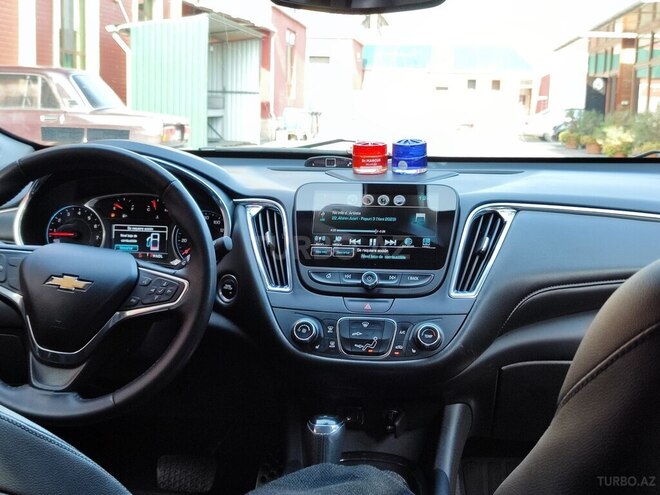 Chevrolet Malibu 2016, 66,000 km - 1.5 л - Şirvan