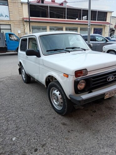 LADA (VAZ) Niva 2013, 165,000 km - 1.7 l - Qusar