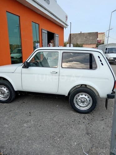 LADA (VAZ) Niva 2013, 165,000 km - 1.7 l - Qusar