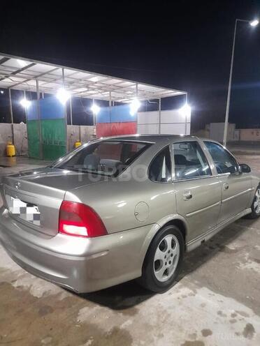 Opel Vectra 1996, 230,000 km - 1.6 l - Gəncə