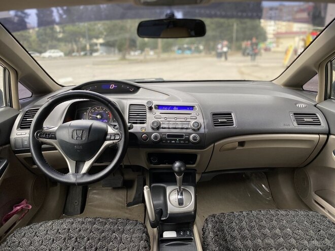 Honda Civic 2009, 325,628 km - 1.3 l - Bakı