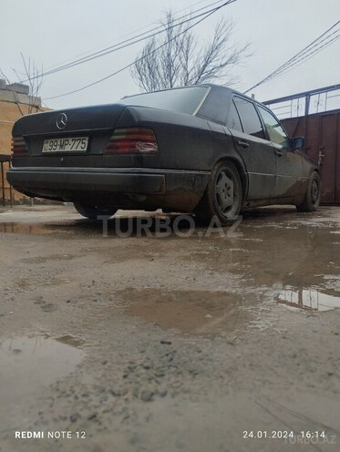 Mercedes E 230 1990, 367,865 km - 2.3 l - Bakı