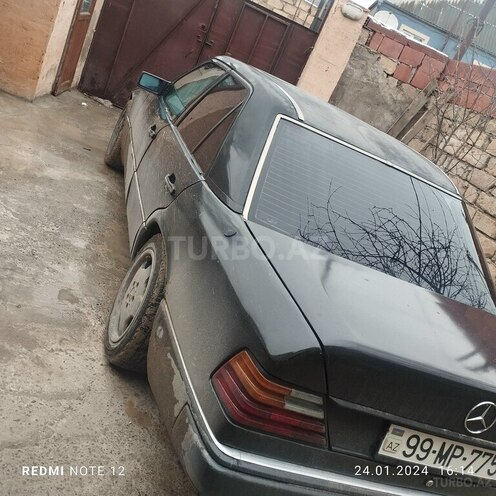 Mercedes E 230 1990, 367,865 km - 2.3 l - Bakı
