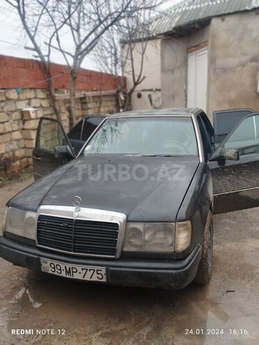 Mercedes E 230 1990, 367,865 km - 2.3 l - Bakı