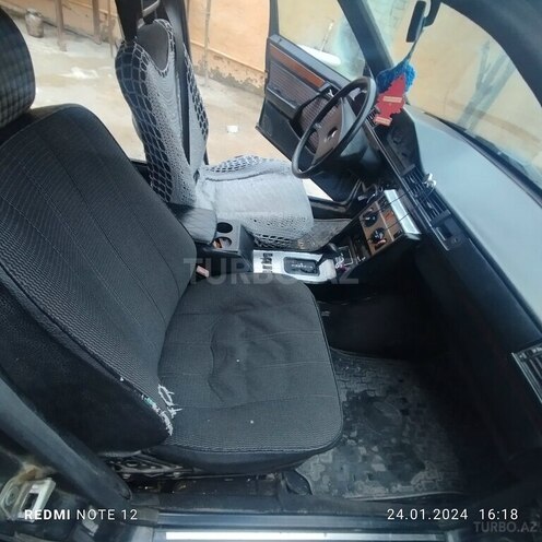 Mercedes E 230 1990, 367,865 km - 2.3 l - Bakı