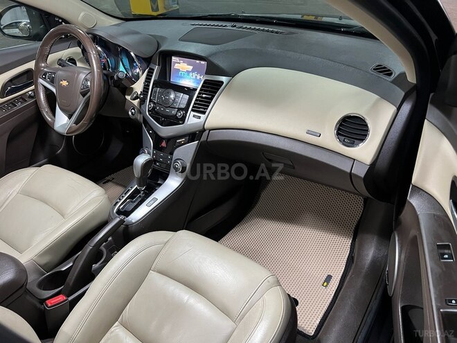 Chevrolet Cruze 2015, 213,000 km - 1.4 l - Gəncə
