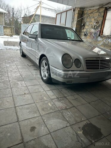 Mercedes E 240 1998, 378,500 km - 2.4 l - Sumqayıt