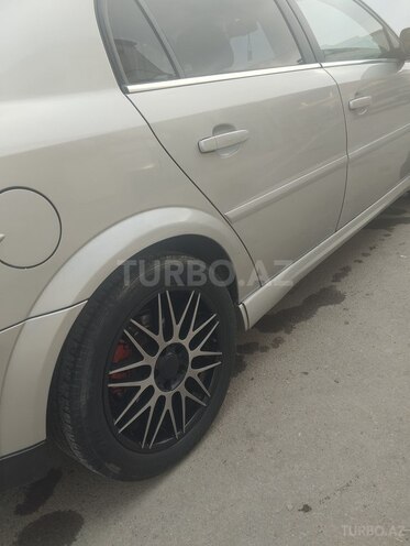 Opel Vectra 2002, 176,896 km - 2.2 l - Bakı
