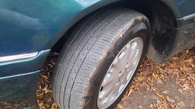 Mercedes C 180 1994, 350,000 km - 1.8 l - Qusar