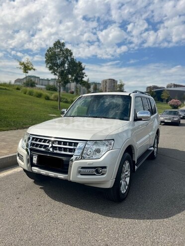Mitsubishi Pajero 2016, 97,000 km - 3.0 l - Bakı