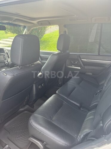 Mitsubishi Pajero 2016, 97,000 km - 3.0 l - Bakı