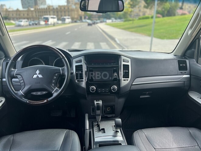Mitsubishi Pajero 2016, 97,000 km - 3.0 l - Bakı