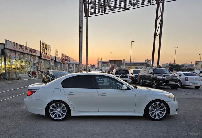 BMW 525 2005, 262,000 km - 2.5 л - Bakı