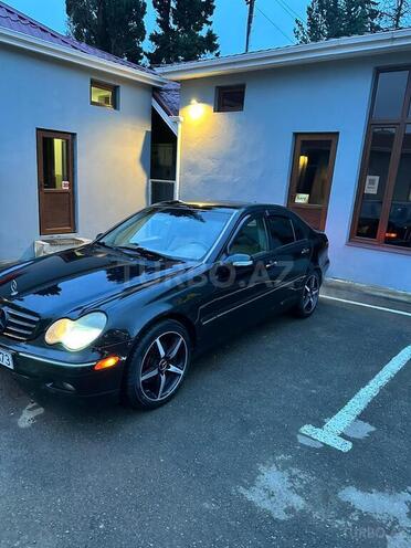Mercedes C 240 2003, 125,000 km - 2.6 l - Bakı