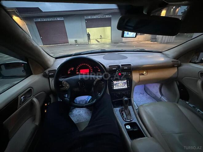 Mercedes C 240 2003, 125,000 km - 2.6 l - Bakı