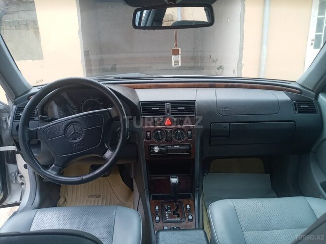 Mercedes C 230 1998, 335,721 km - 2.3 l - Bakı