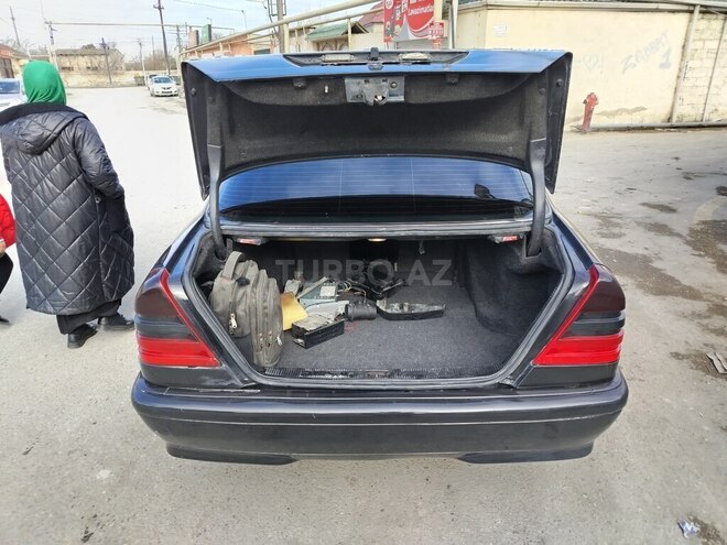Mercedes C 230 1997, 190,000 km - 2.3 l - Bakı