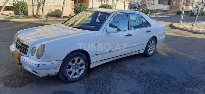 Mercedes E 290 1997, 310,000 km - 2.9 l - Qazax
