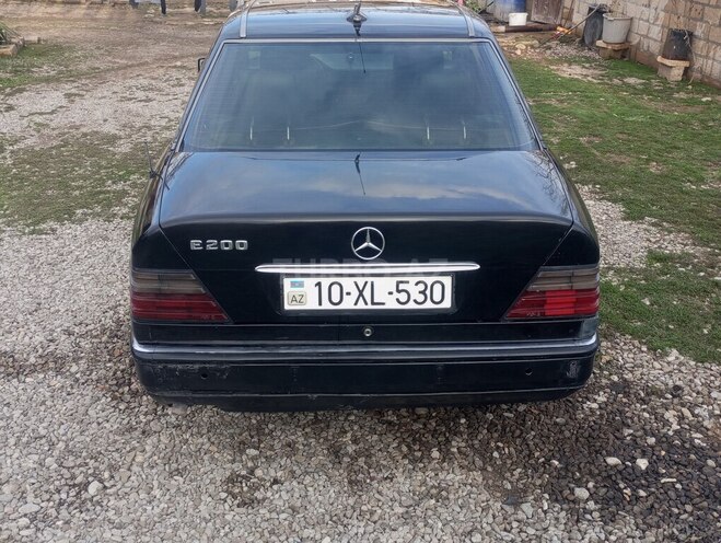 Mercedes E 200 1995, 555,555 km - 2.0 l - Şamaxı