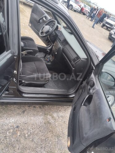 Opel Vectra 2001, 320,000 km - 1.8 l - Tovuz