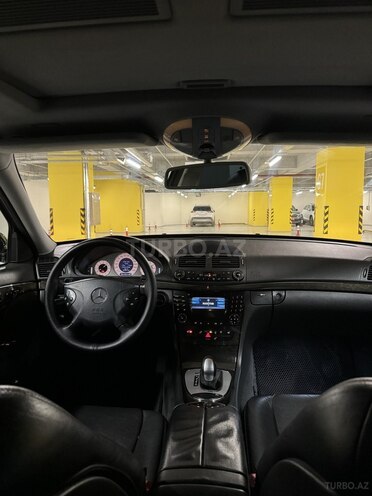 Mercedes E 240 2004, 224,000 km - 2.6 l - Gəncə