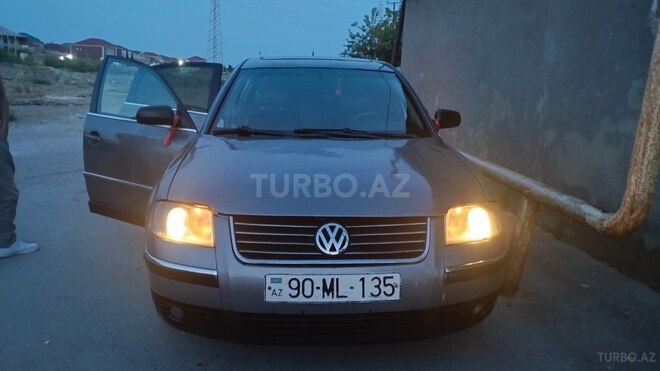 Volkswagen Passat 2002, 450,616 km - 2.0 l - Bakı
