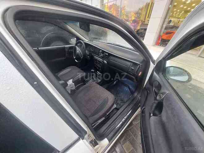 Opel Vectra 2000, 250,000 km - 2.0 л - Bakı