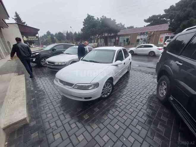 Opel Vectra 2000, 250,000 km - 2.0 л - Bakı